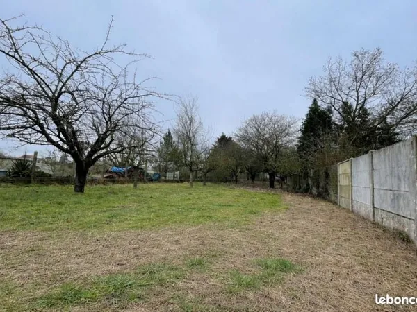 Terrain 1 281 m² Mezieres En Santerre