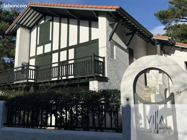Maison 8 pièces 220 m²