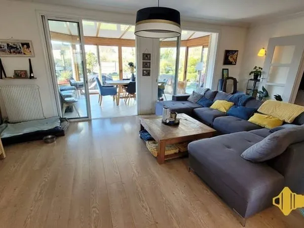 Maison 10 pièces 227 m²