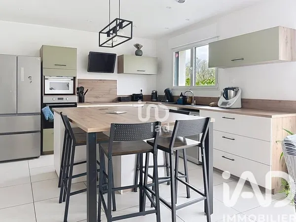 Maison de plain-pied 5 pièces 136 m²
