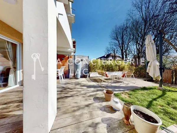 Le Jardin de Jade, 3 pièces en rez-de-jardin, Parking, Garag