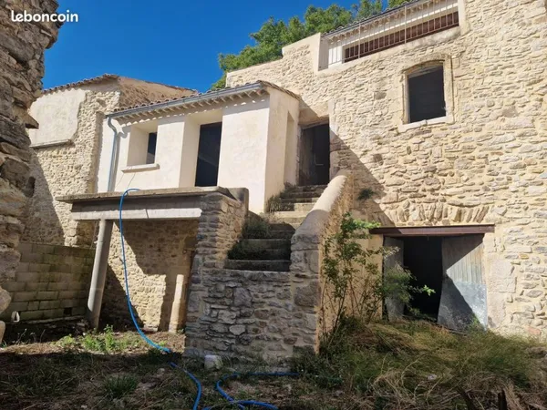 Maison à rénover, Laudun, 25km Uzès, 30 minutes Avignon