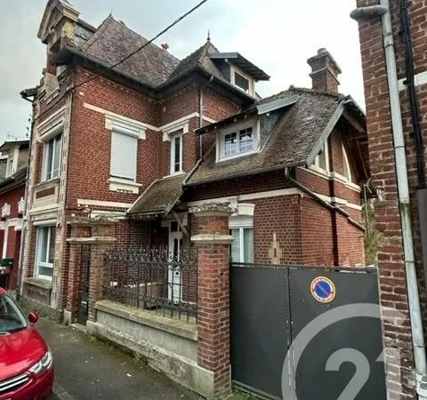 Maison 5 pièces 137 m²