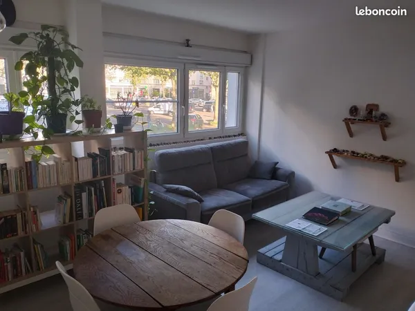 Appartement T2 lumineux - 41 m² - Villeurbanne Gratte-Ciel