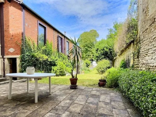 Vends maison de ville - Hyper-centre Cognac
