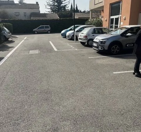 Parking 15 m²