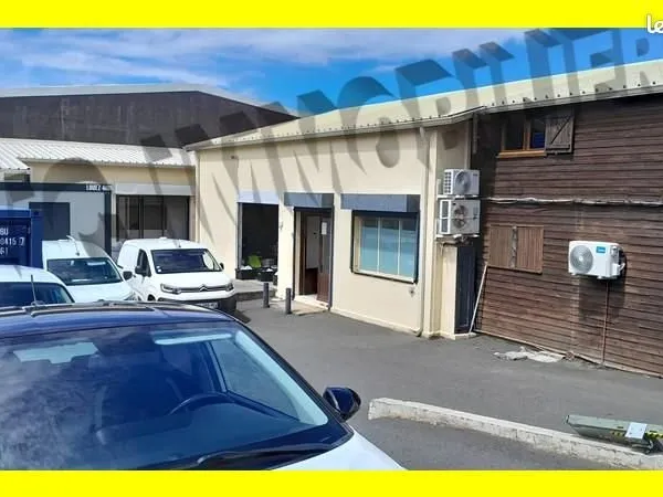 Bureau 280 m²