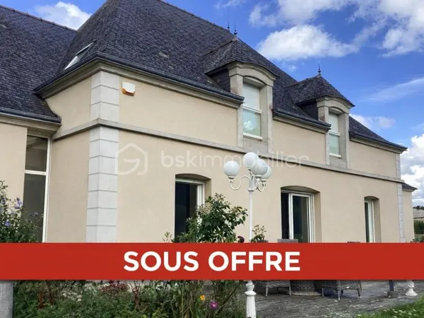 Maison 10 pièces 310 m²