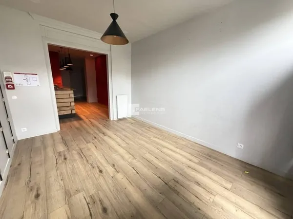 Local commercial 76 m²
