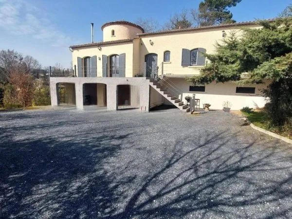 Maison 7 pièces 192 m²