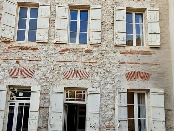 Maison 6 pièces 253 m²