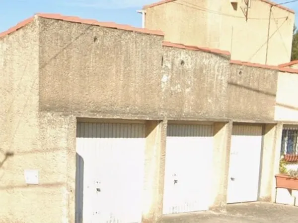 Parking 13 m²