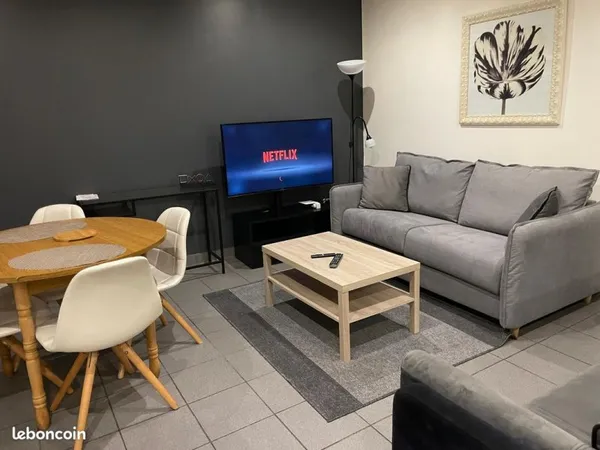 Colocation avec terrasse - metro à proximité