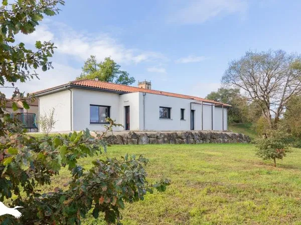 Maison contemporaine 7 pièces 195 m²