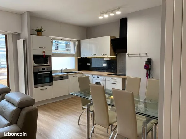 Bel Appartement Meublé 74m2 + Parking - Bordeaux 33000 Barrière du Médoc