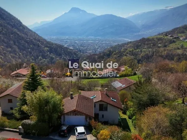 RARE A LA VENTE VILLA QUAIX EN CHARTREUSE