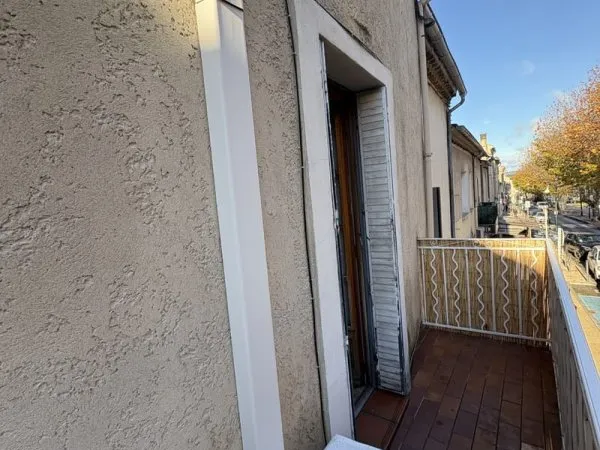À louer, Charmante maison de village rénovée et meublée