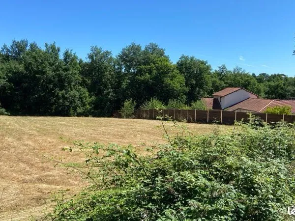 À vendre terrain à Brive