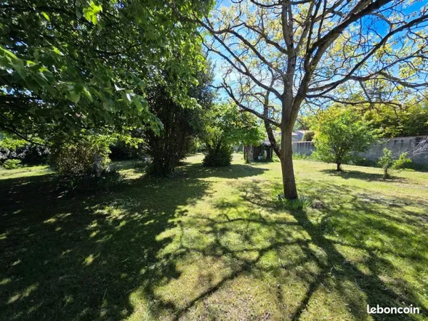 Terrain de 706 m² à Aytré