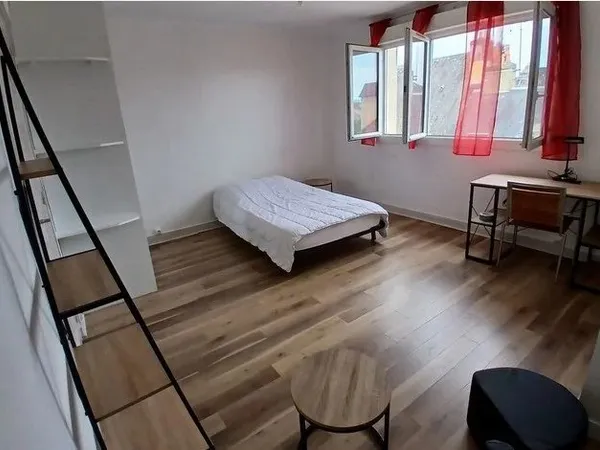 APPARTEMENT F2 MEUBLÉ LE MANS