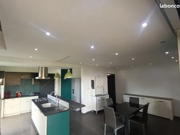 Maison meublée moderne - charges incluses - prête à vivre
