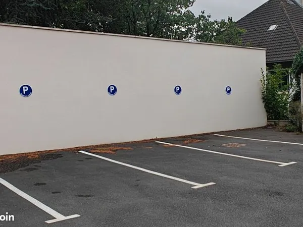 Stationnement Location Caen   37€