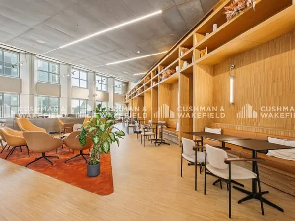 Bureaux 2 pièces 750 m²