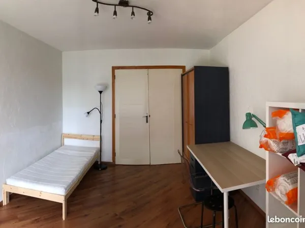 Chambre meublée proche Campus SMH