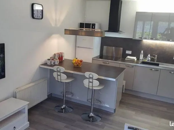 Appartement 4 pièces 11 m²