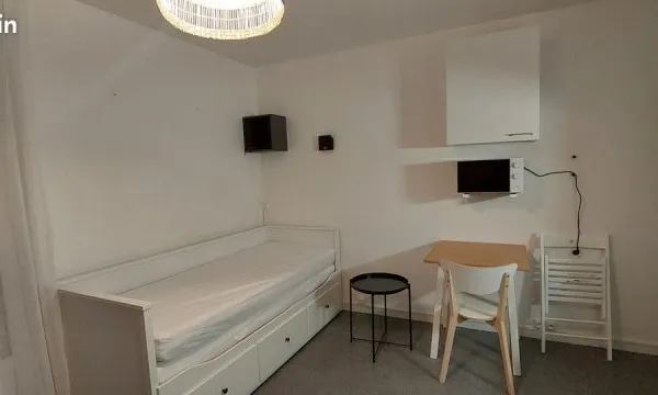 Studio meublé 20 m² avec balcon et parking