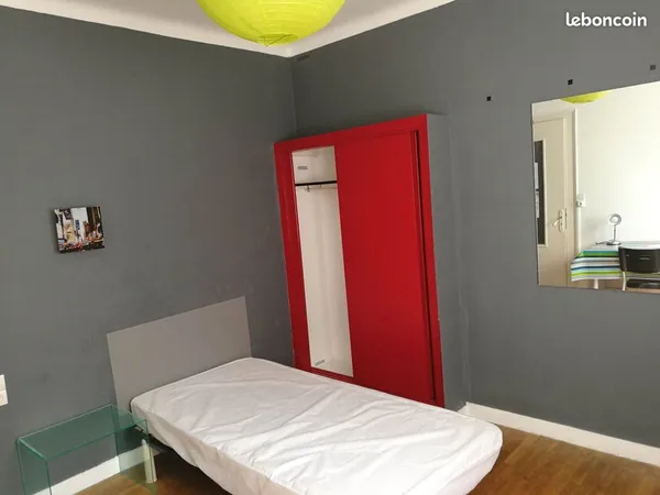 Chambre meublé pour étudiant