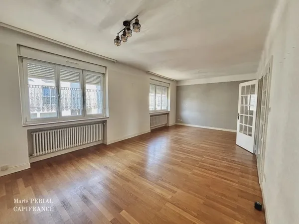 Maison familiale lumineuse au coeur de Clouange (57185) - beau potentiel !