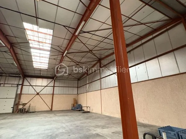Immeuble 1 pièce 2000 m²