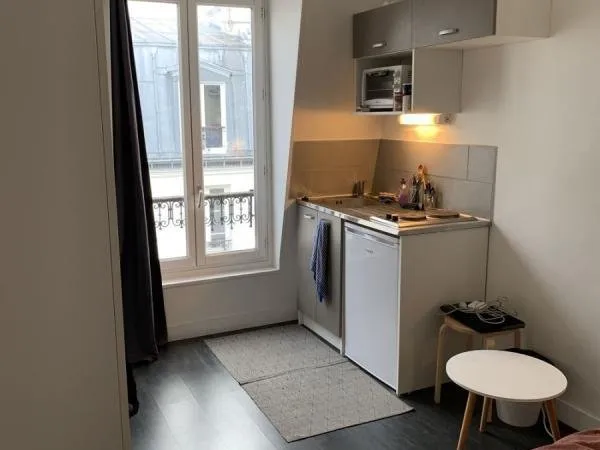 Studio rue Letort 6% de renta
