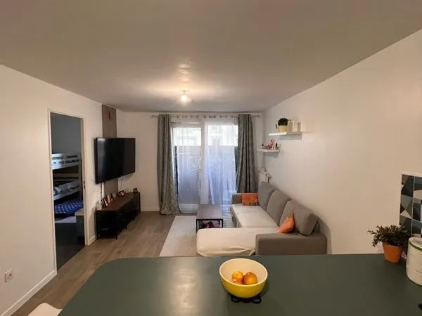 À VENDRE - Bel appartement lumineux avec ascenseur - Emplacement idéal ✨