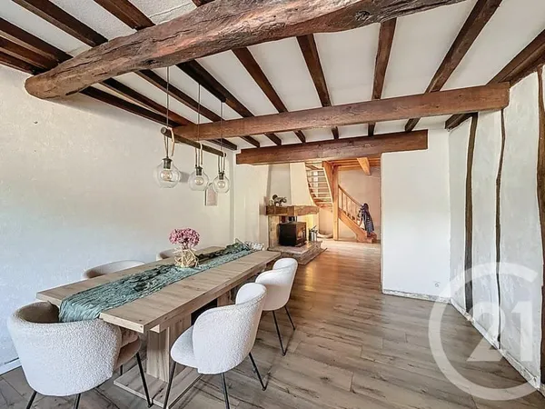Maison 7 pièces 177 m²
