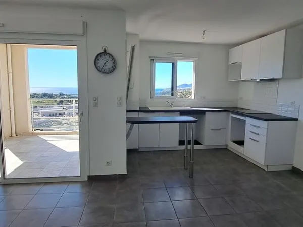 Location appartement non meublé vazzio
