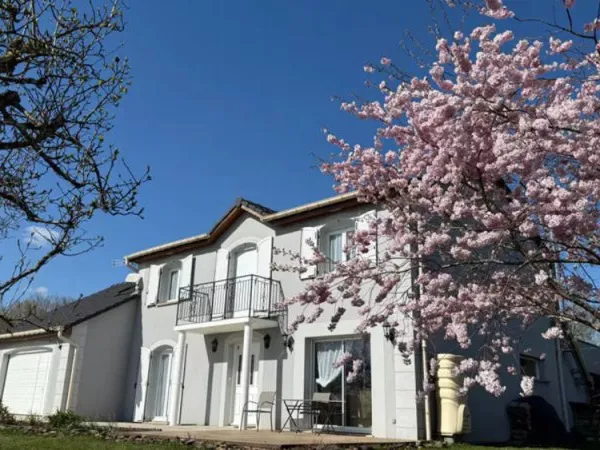 Maison 9 pièces 216 m²