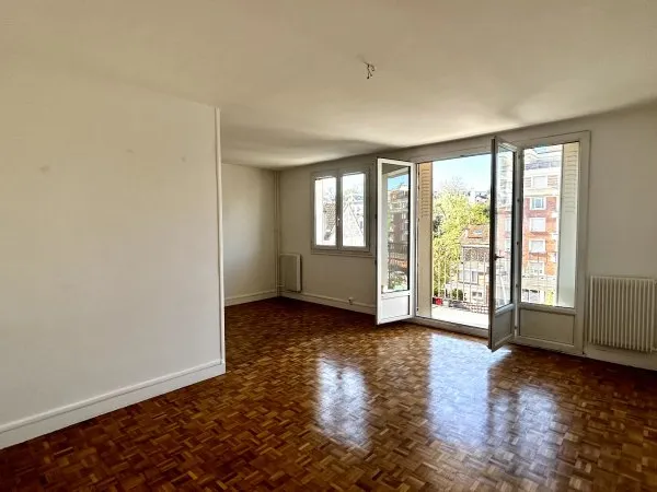 Charmant appartement 3 pièces à Ivry-sur-Seine, proche gare et commodités
