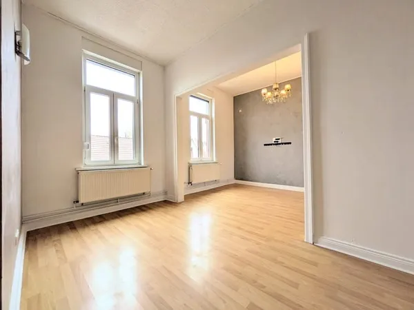 Appartement 101 m2 Idéal habitation ou bureaux Avenue de