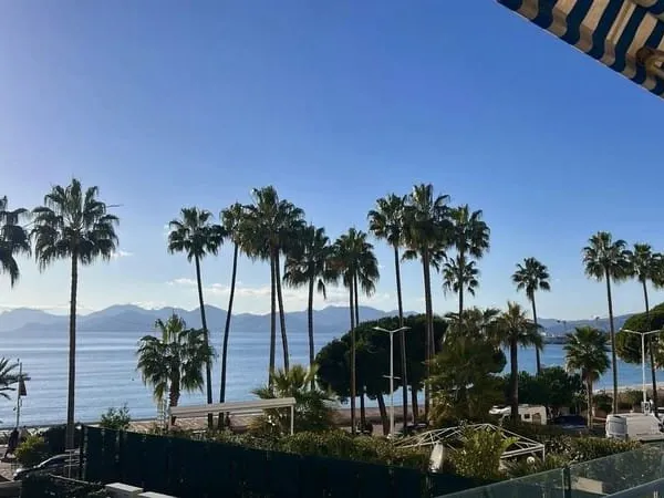 Cannes - Appartement 3 Pieces Vue Mer