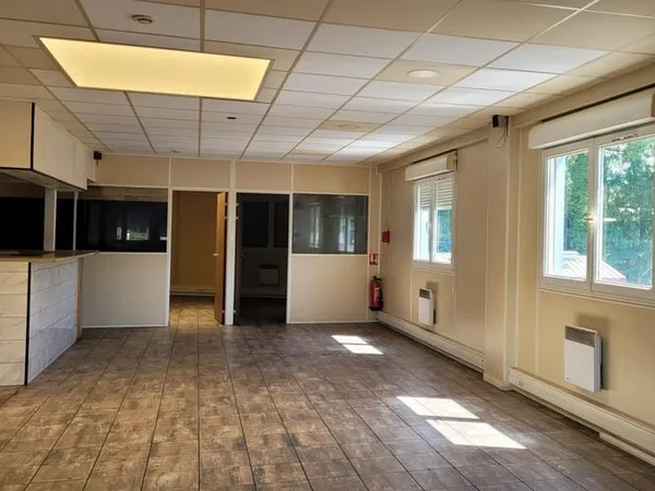 Bureaux 215 m²