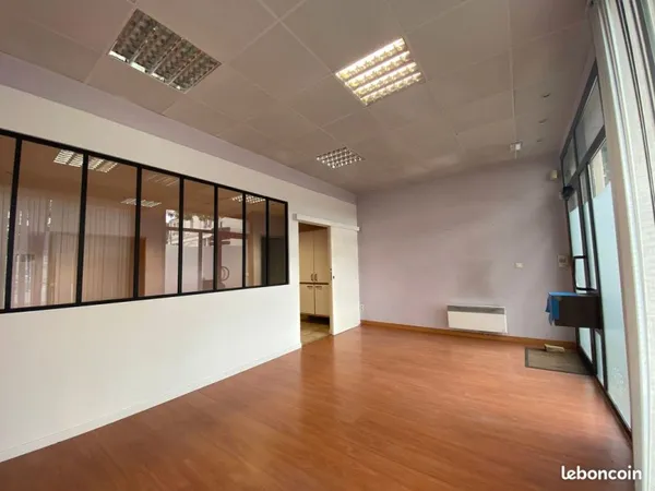 Local commercial à vendre