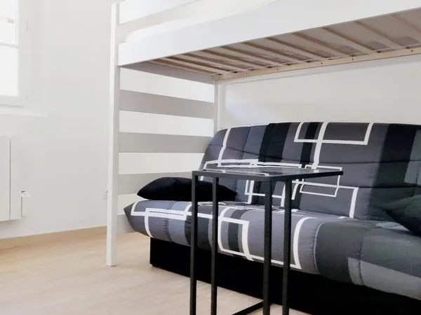 2 chambres dans magnifique T4 neuf, climatisé, entièrement équipé, intra-muros - disponible jusqu'à 