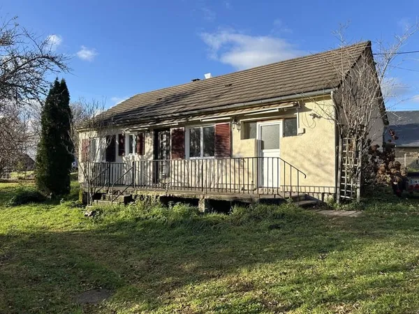Maison à Marcillac-la-croisille en CORREZE