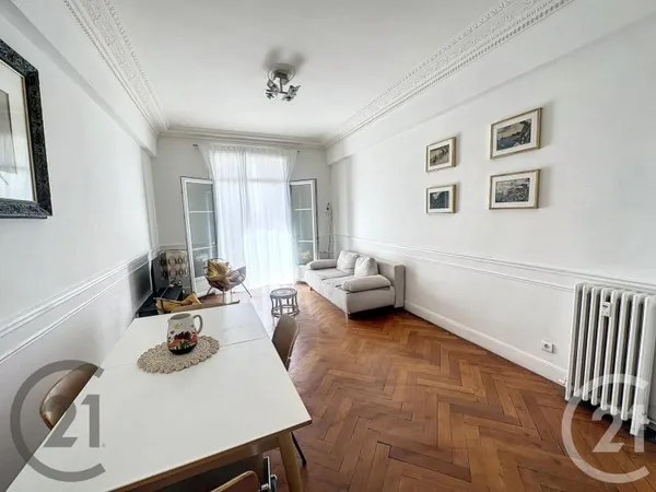 Appartement 3 pièces 74 m²