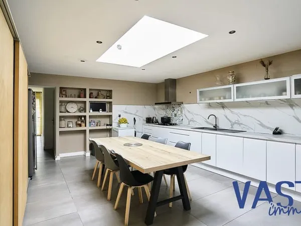 Maison semi-mitoyenne avec terrasse et jardin- 5 pièces - 1