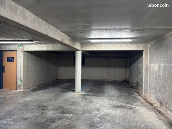 Parking souterrain sécurisé - Proche Centre de Rodez - Hauteur max 1,90 m