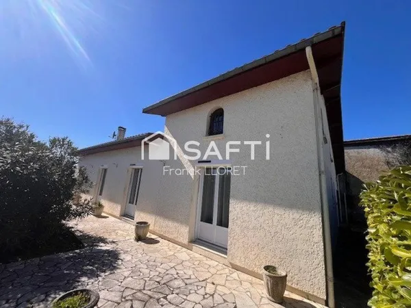 Maison 8 Pièces 155 m² à Queyrac