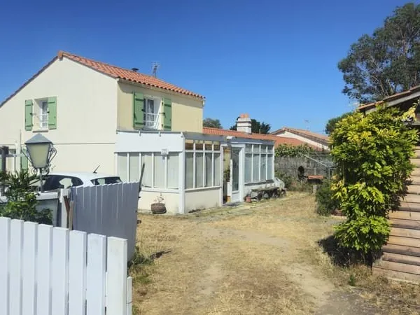 MAISON DE TYPE 3 + GARAGE !